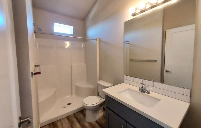 1 bed, 1 bath, $1,147, Unit A-103