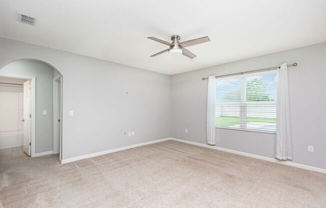 112 ALAMERE DRIVE SW