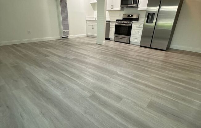1 bed, 1 bath, 525 sqft, $1,925, Unit 9165-2