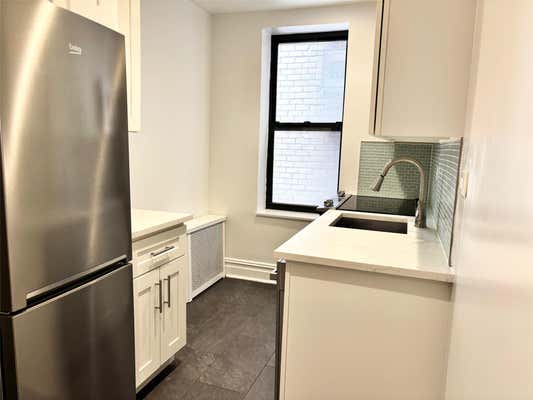 10920 QUEENS BLVD