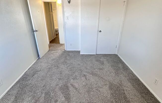 2 beds, 1 bath, 750 sqft, $700, Unit Unit 7