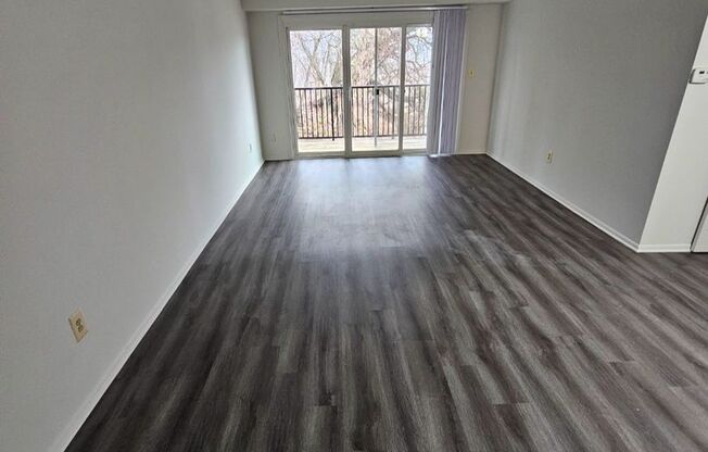 2 beds, 1.5 baths, 900 sqft, $1,245, Unit 234-I
