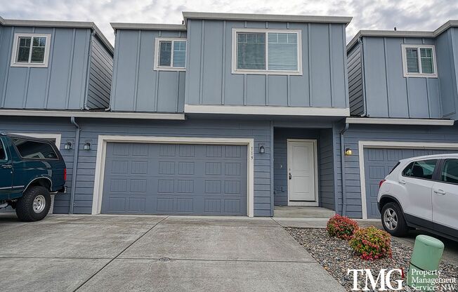 3 beds, 2.5 baths, 1,650 sqft, $2,490, Unit C-112