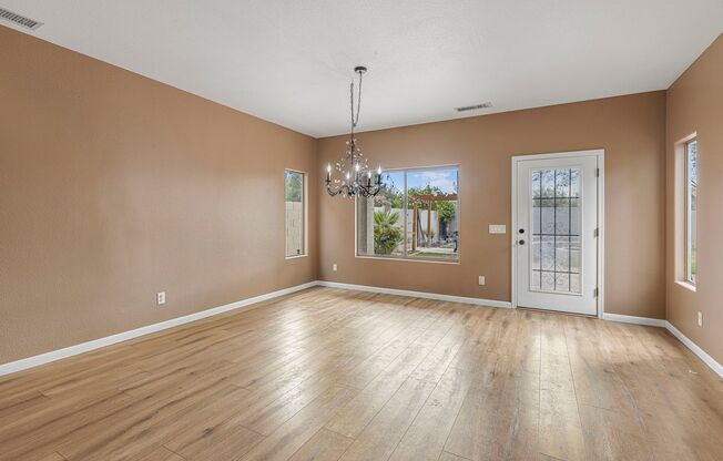 Lovely 3 bed / 2.5 bath Home in the Power Ranch Community