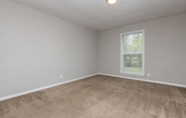 2 beds, 1 bath, 950 sqft, $1,250