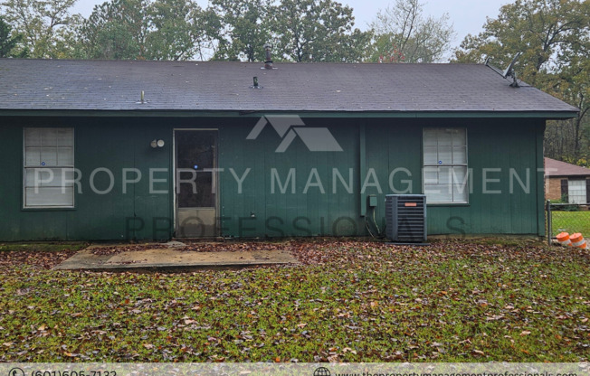 3 beds, 1 bath, $1,097