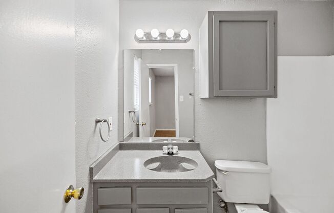 Studio, 1 bath, 500 sqft, $795, Unit 106