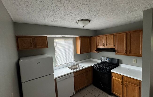 1 bed, 1 bath, $1,125, Unit APARTMENT I