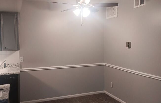 1 bed, 1 bath, 555 sqft, $615, Unit 7814-110