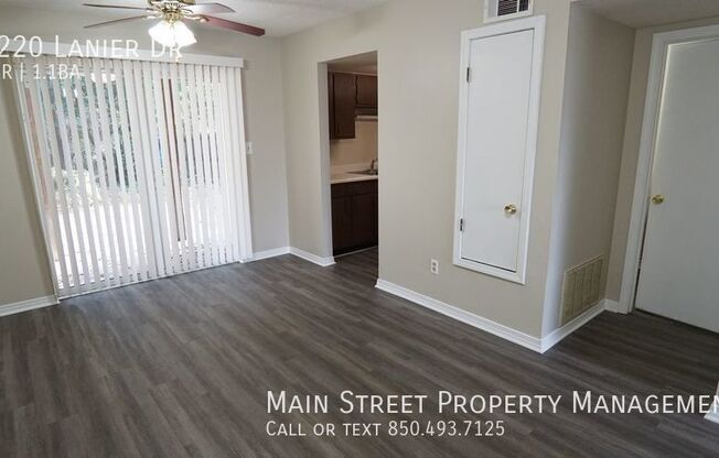 2 beds, 1.5 baths, 900 sqft, $1,250