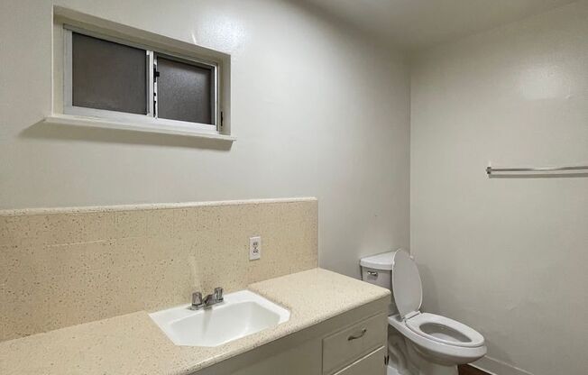 1 bed, 1 bath, $1,650, Unit 6