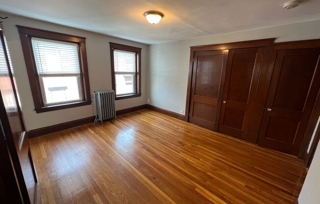 Studio, 1 bath, 325 sqft, $1,650, Unit Apt # 15