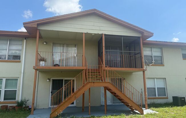 Condo in Essex Park Condo, Kissimmee