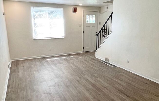 Updated 3 Bed, 1 Bath in Verona- Central Air and Huge Kitchen!!