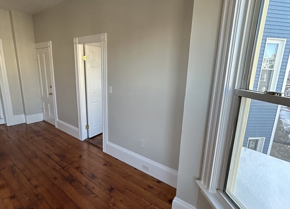 279 WEBSTER