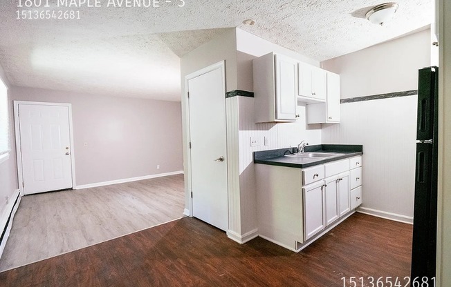 1801 MAPLE AVE