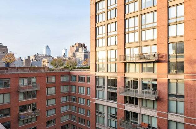 1 bed, 1 bath, $6,400, Unit 1209