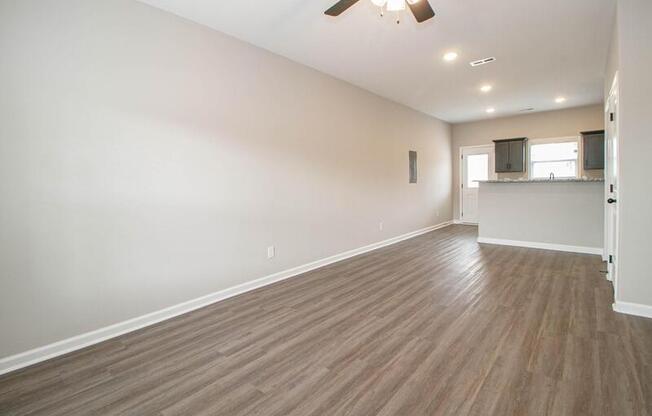 1115 I 2 HILLWOOD DR