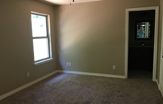 3 beds, 2 baths, $1,450