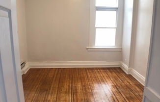 Studio, 1 bath, $700, Unit 371-4