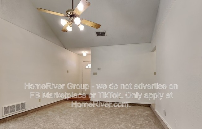 816 CASTLEVIEW DR