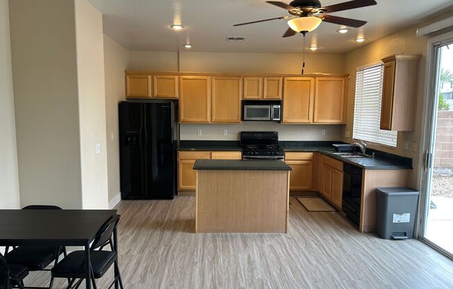 Freshly Remodeled 3 bed in SW