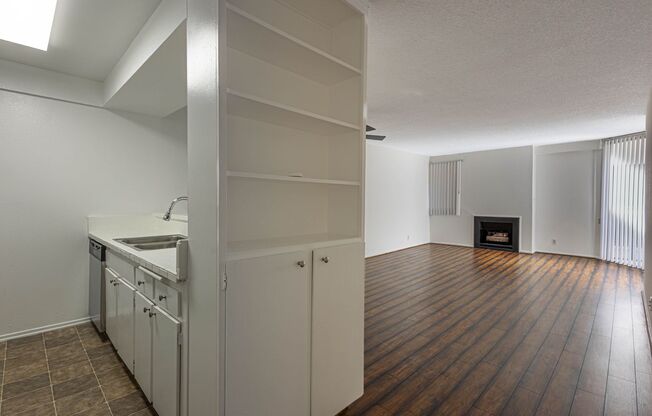 1 bed, 1 bath, 800 sqft, $2,599, Unit 316
