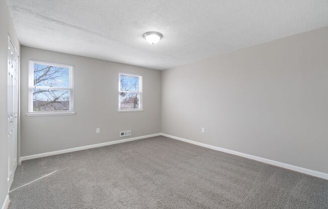 2 beds, 1 bath, $1,599