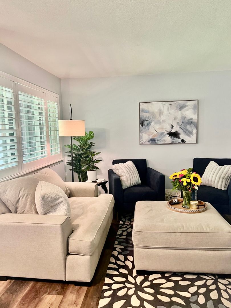 Great Two Bed Two Bath One Level Unit In the Oswego Bay Condominiums with Outdoor Pool is a Must See!