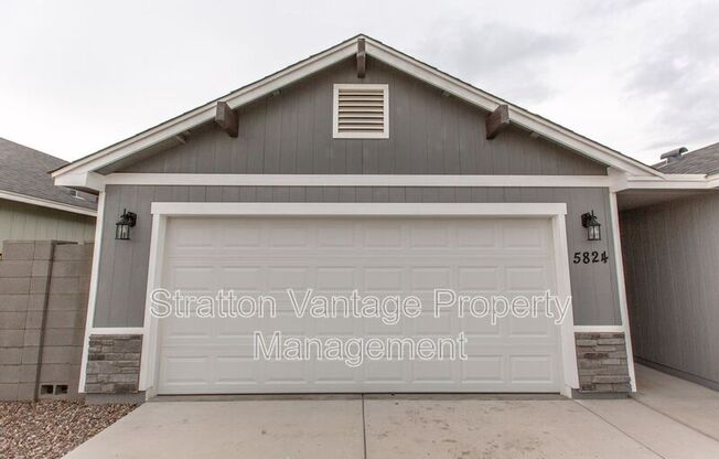 5824 S 12 LN