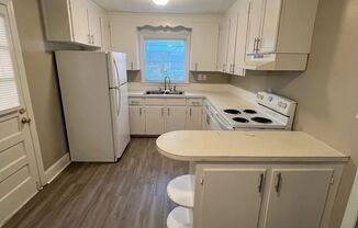 3 beds, 1 bath, $1,350