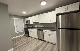 1 bed, 1 bath, 750 sqft, $2,300, Unit 4