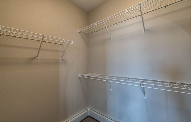 2 beds, 2 baths, 1,058 sqft, $1,525, Unit 218