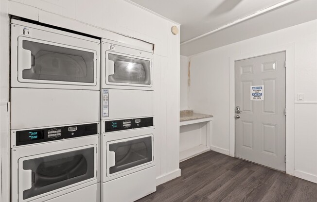 1301 W BEN WHITE BLVD