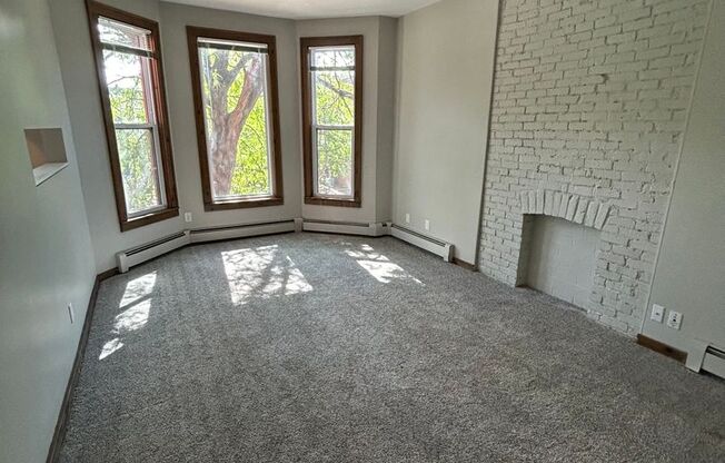 728 East 16th Street (New Town)
