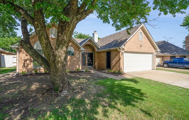 Beautifully Renovated Home with Modern Features and Bonus Room