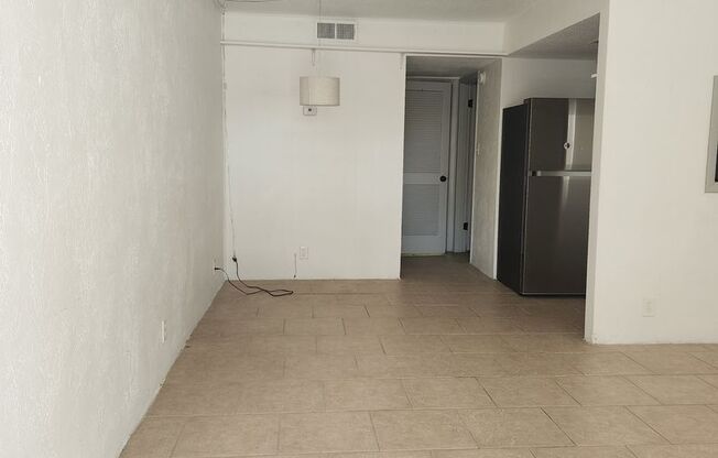 ** LIMITED SUMMERTIME SPECIAL / CALL FOR DETAILS **1 Bedroom / 1 Bathroom Apartment Home