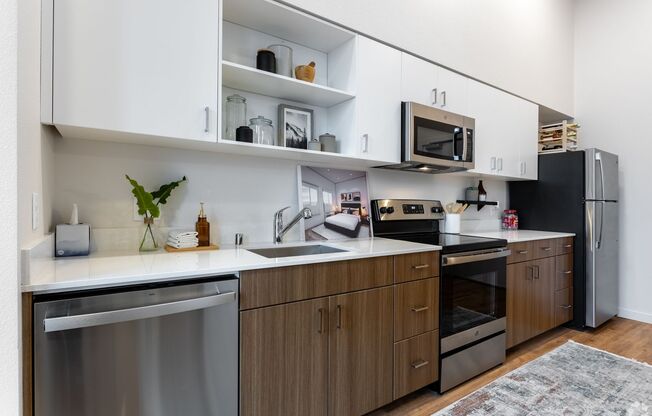 Studio, 1 bath, 409 sqft, $1,250, Unit 214