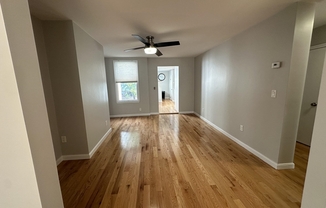 3 beds, 1.5 baths, 1,300 sqft, $4,200, Unit 2