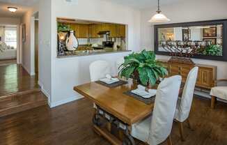 The Pointe Apartments El Paso Texas Dining Room Interior