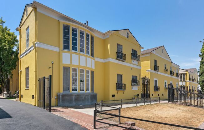 * BEAUTIFUL AND NEWLY RENOVATED TWO BEDROOM FRENCH NORMANDY STYLE APARTMENT *