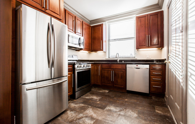 2 beds, 1 bath, $1,925, Unit 4846-3