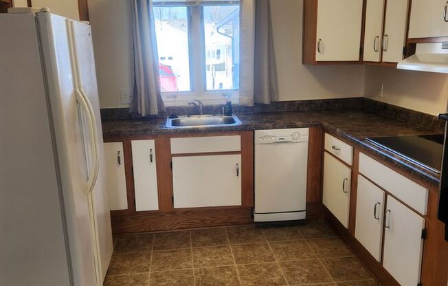 1 bed, 1 bath, 900 sqft, $1,595, Unit 31