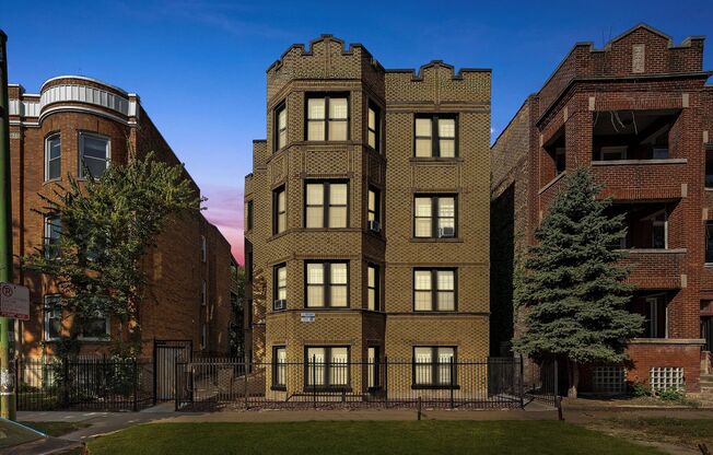 6124-28 S. Ingleside Ave.