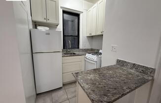 1 bed, 1 bath, $2,940, Unit 6D