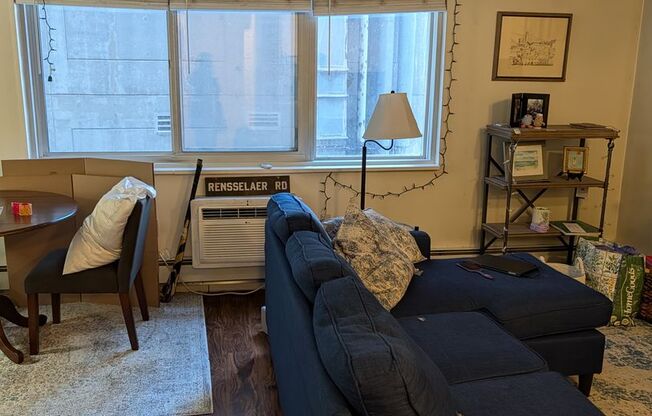 Studio, 1 bath, 431 sqft, $2,500, Unit 403