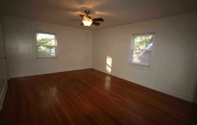 1406 Chapel Hill