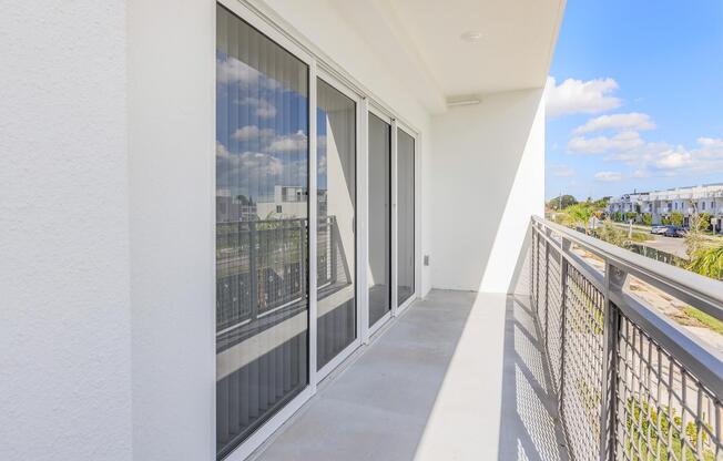 1 bed, 1 bath, 851 sqft, $2,055