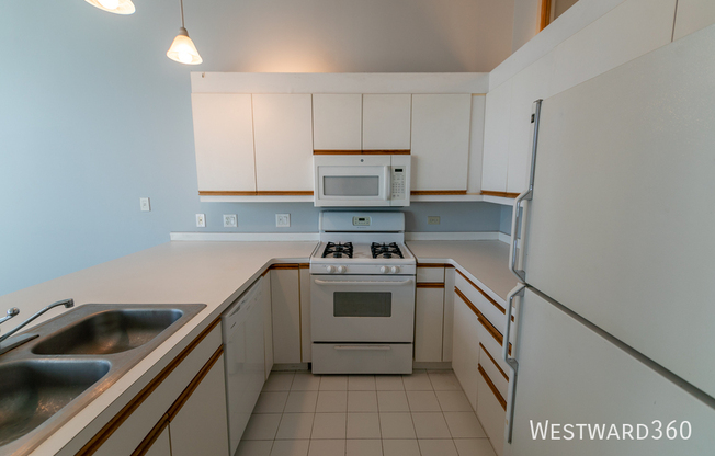 812 W VAN BUREN