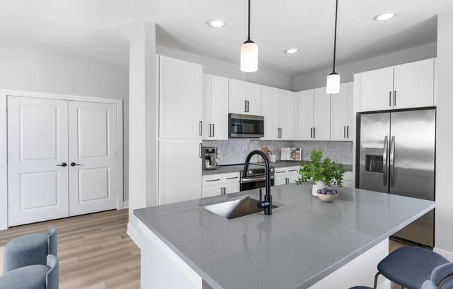 Choose your style with two distinct finish packages and enjoy a sleek ENERGY STAR stainless steel appliance package.